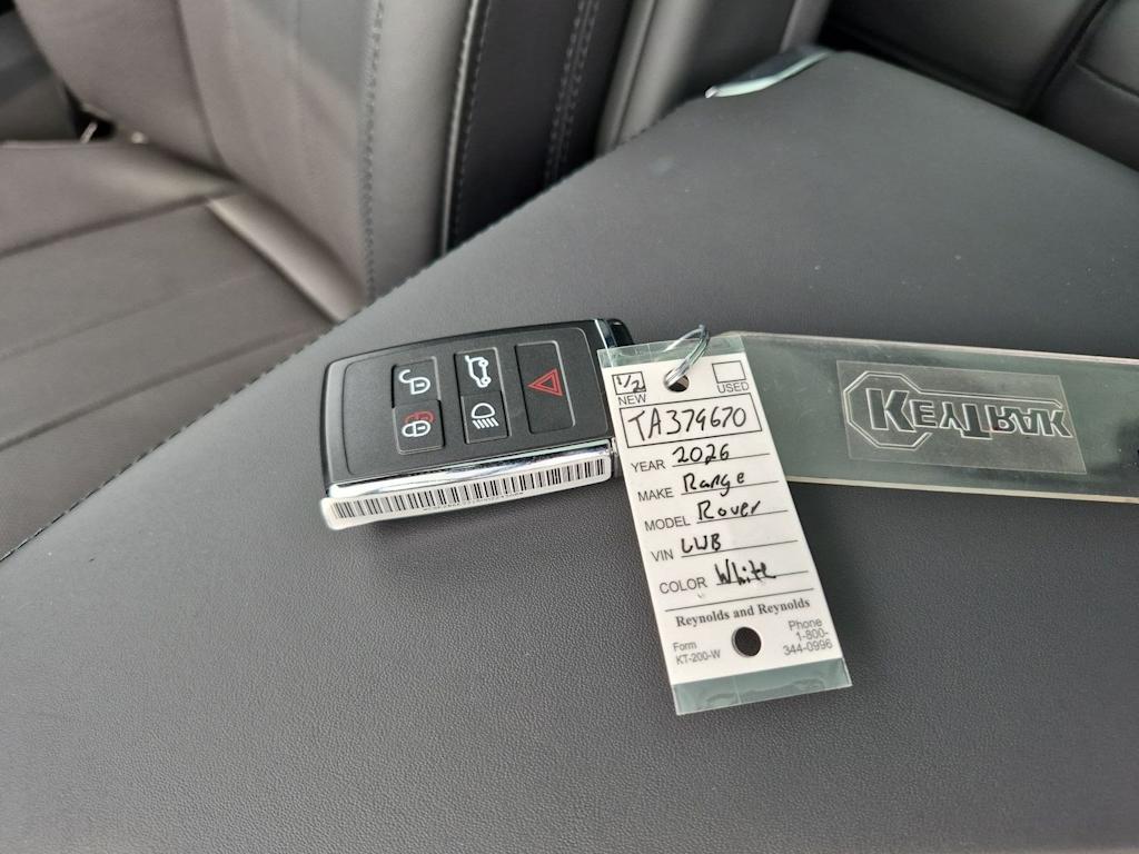 Thumbnail: 2026 Land Rover Range Rover - 18