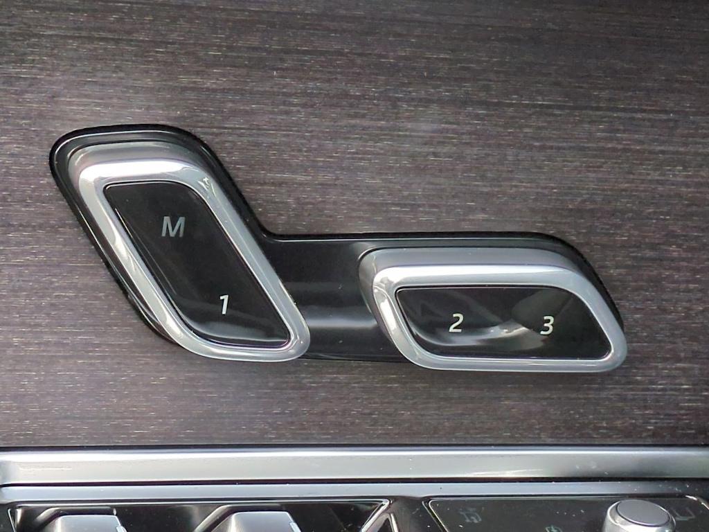 2025 Land Rover Range Rover SE 23