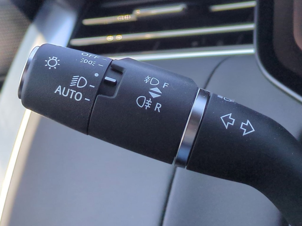 Thumbnail: 2025 Land Rover Range Rover - 30