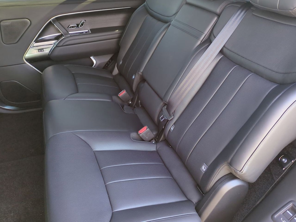 Thumbnail: 2025 Land Rover Range Rover - 11