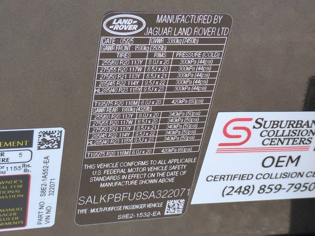 Thumbnail: 2025 Land Rover Range Rover - 16