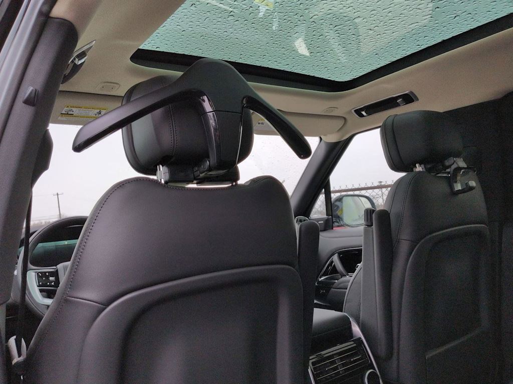 Thumbnail: 2026 Land Rover Range Rover - 24