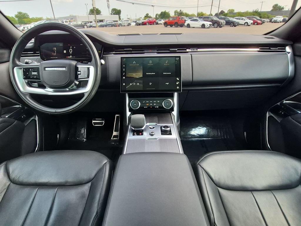Thumbnail: 2023 Land Rover Range Rover - 9
