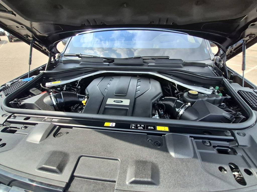 Thumbnail: 2023 Land Rover Range Rover - 8