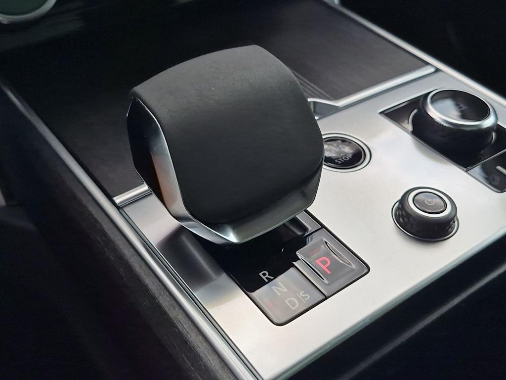 Thumbnail: 2023 Land Rover Range Rover - 15