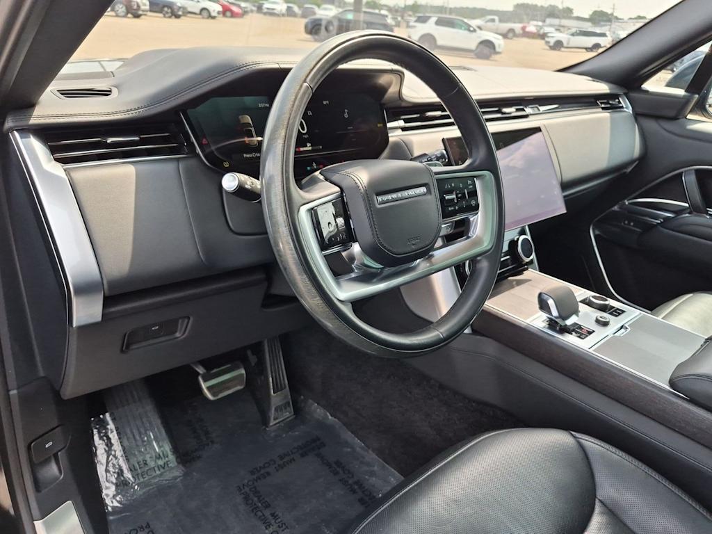 Thumbnail: 2023 Land Rover Range Rover - 2