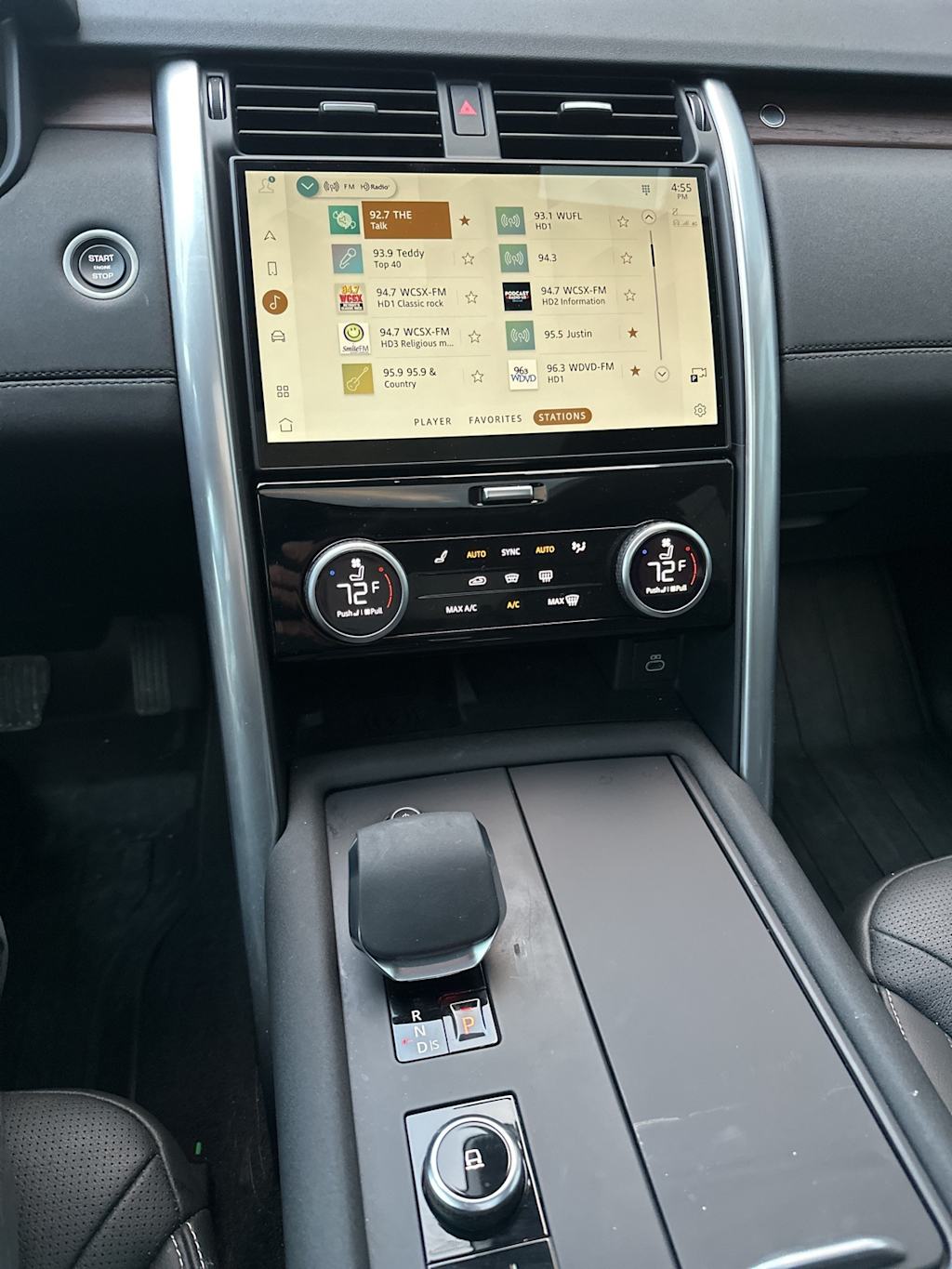 Thumbnail: 2024 Land Rover Discovery - 9