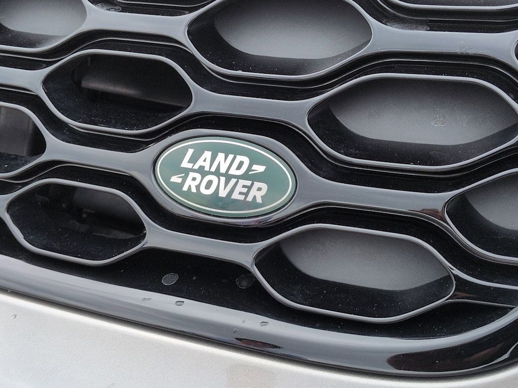 Thumbnail: 2025 Land Rover Discovery - 7