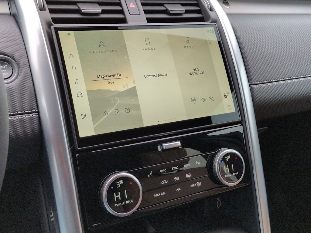 Thumbnail: 2026 Land Rover Discovery - 15