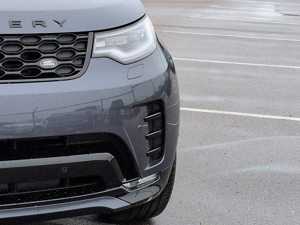Thumbnail: 2026 Land Rover Discovery - 24