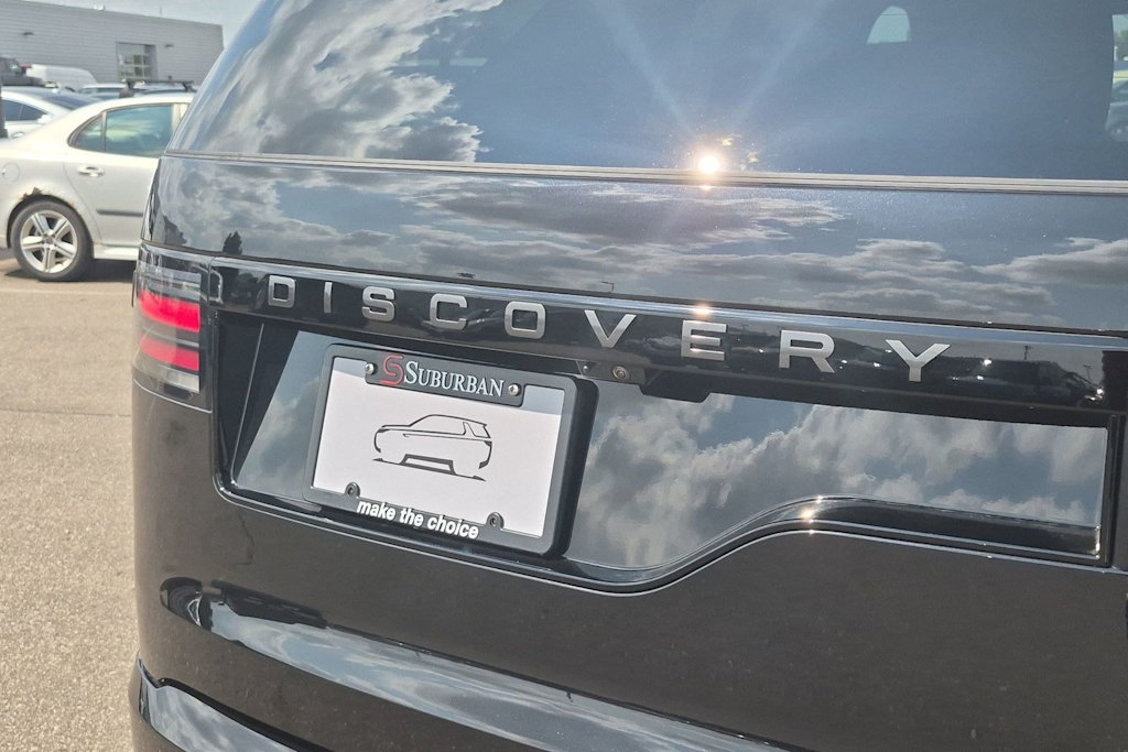 Thumbnail: 2026 Land Rover Discovery - 23