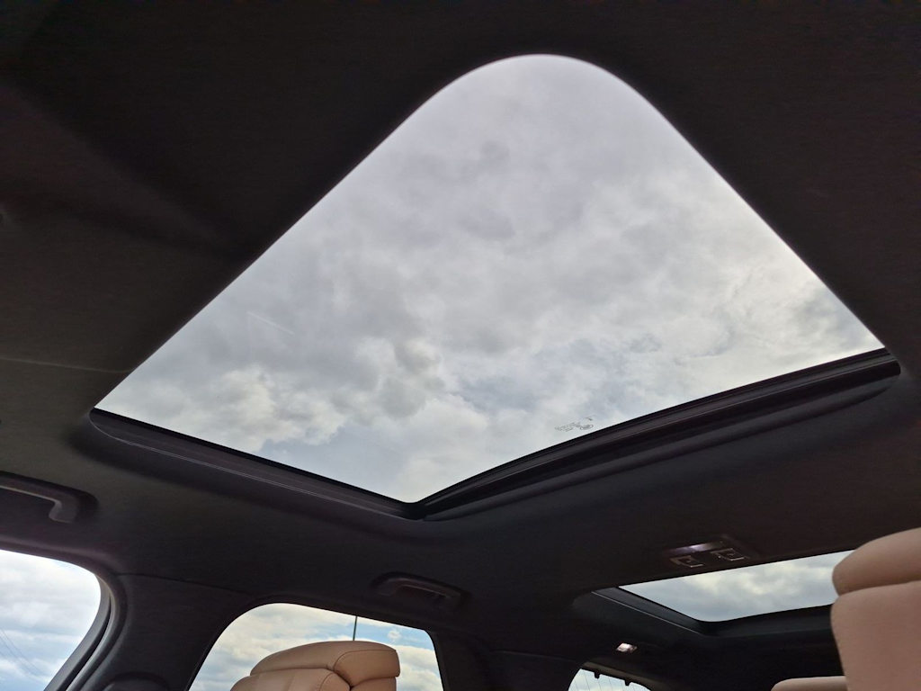Thumbnail: 2025 Land Rover Discovery - 25