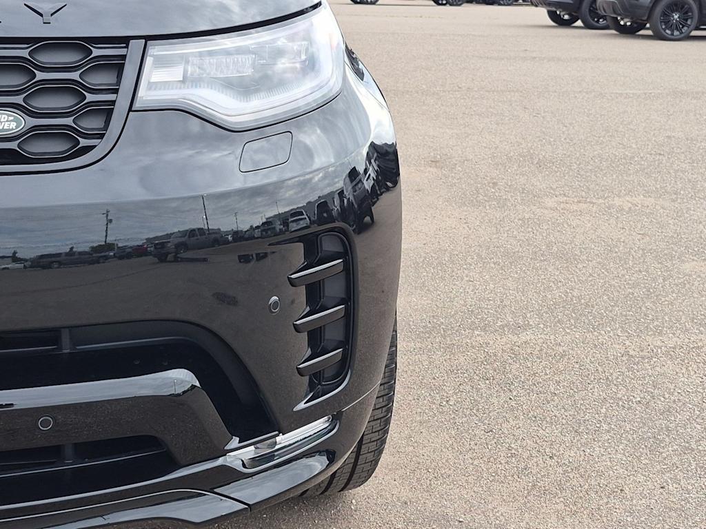 Thumbnail: 2026 Land Rover Discovery - 23