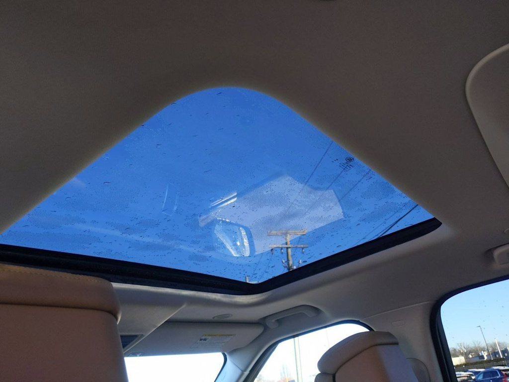 Thumbnail: 2025 Land Rover Discovery - 26