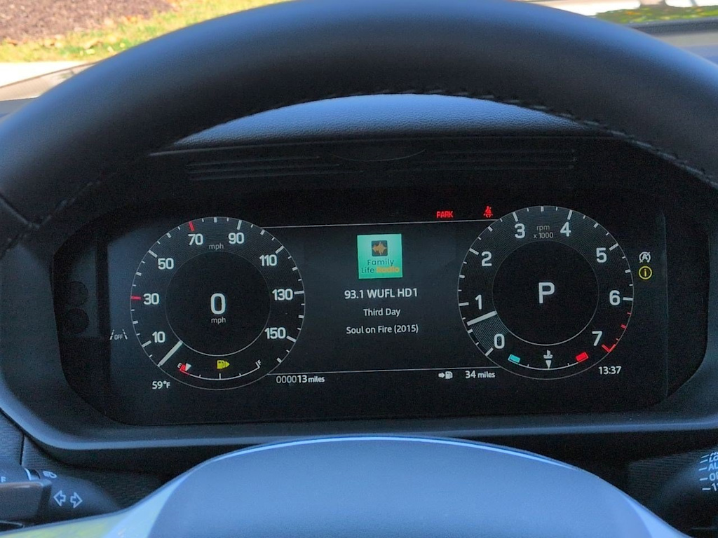 Thumbnail: 2026 Land Rover Discovery - 15