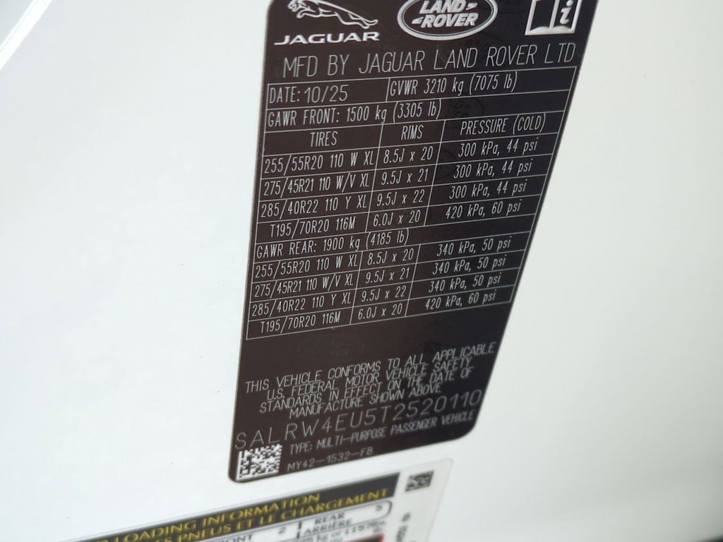 Thumbnail: 2026 Land Rover Discovery - 19