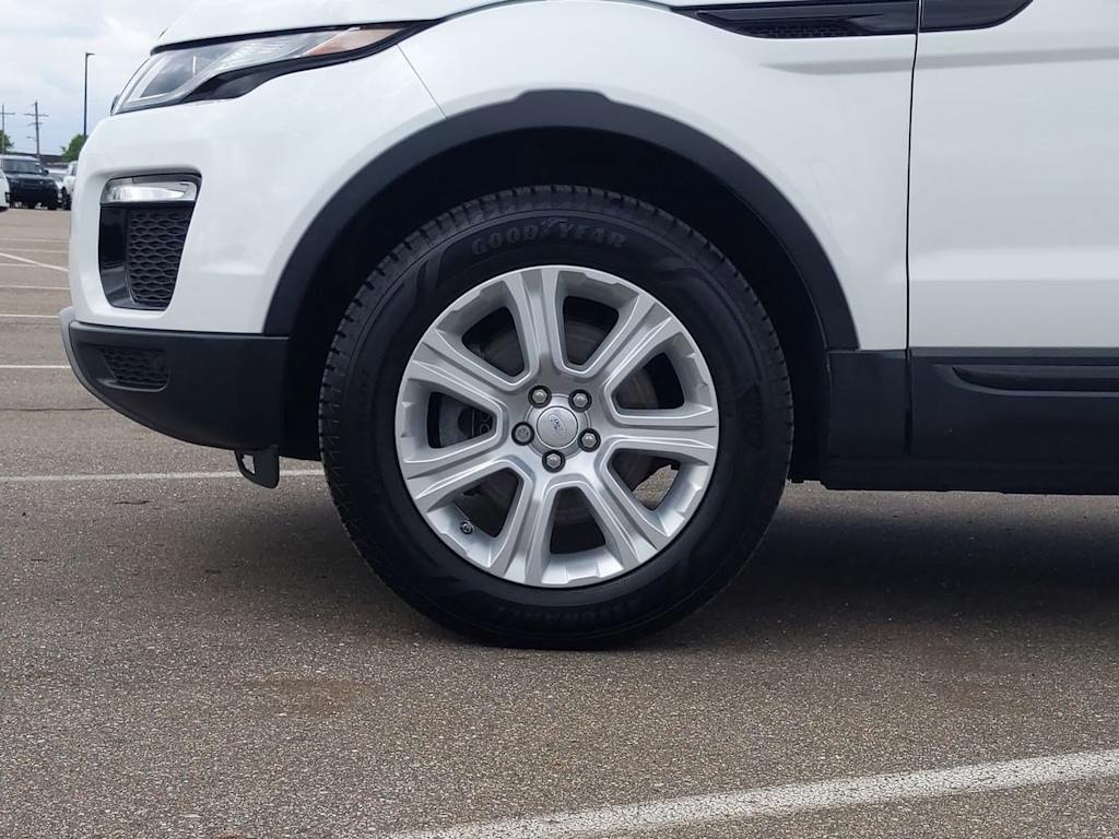 Thumbnail: 2016 Land Rover Range Rover Evoque - 8