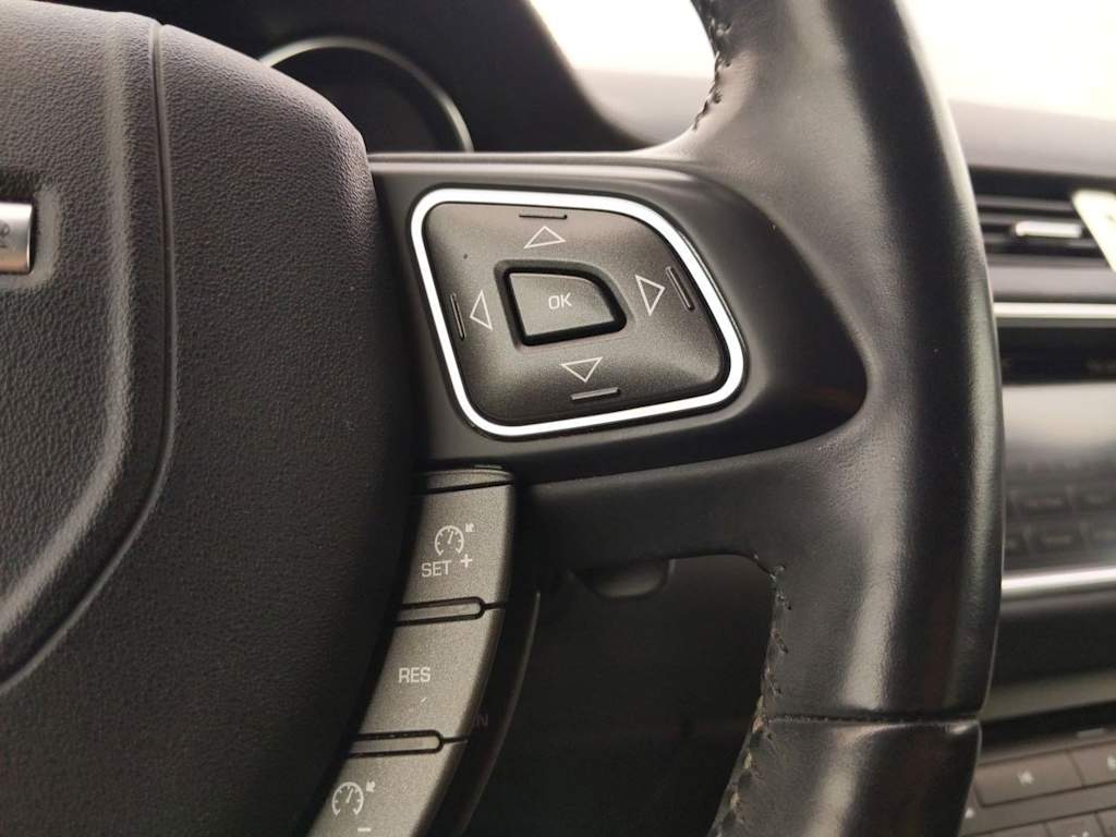 Thumbnail: 2016 Land Rover Range Rover Evoque - 29