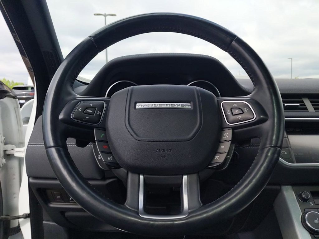 Thumbnail: 2016 Land Rover Range Rover Evoque - 14