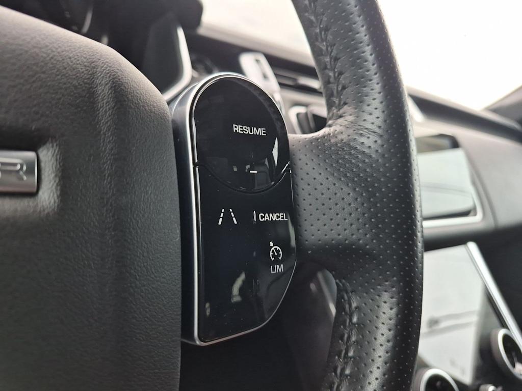 Thumbnail: 2020 Land Rover Range Rover Sport - 30