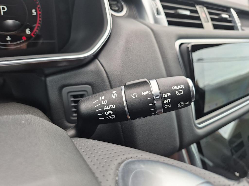 Thumbnail: 2020 Land Rover Range Rover Sport - 16