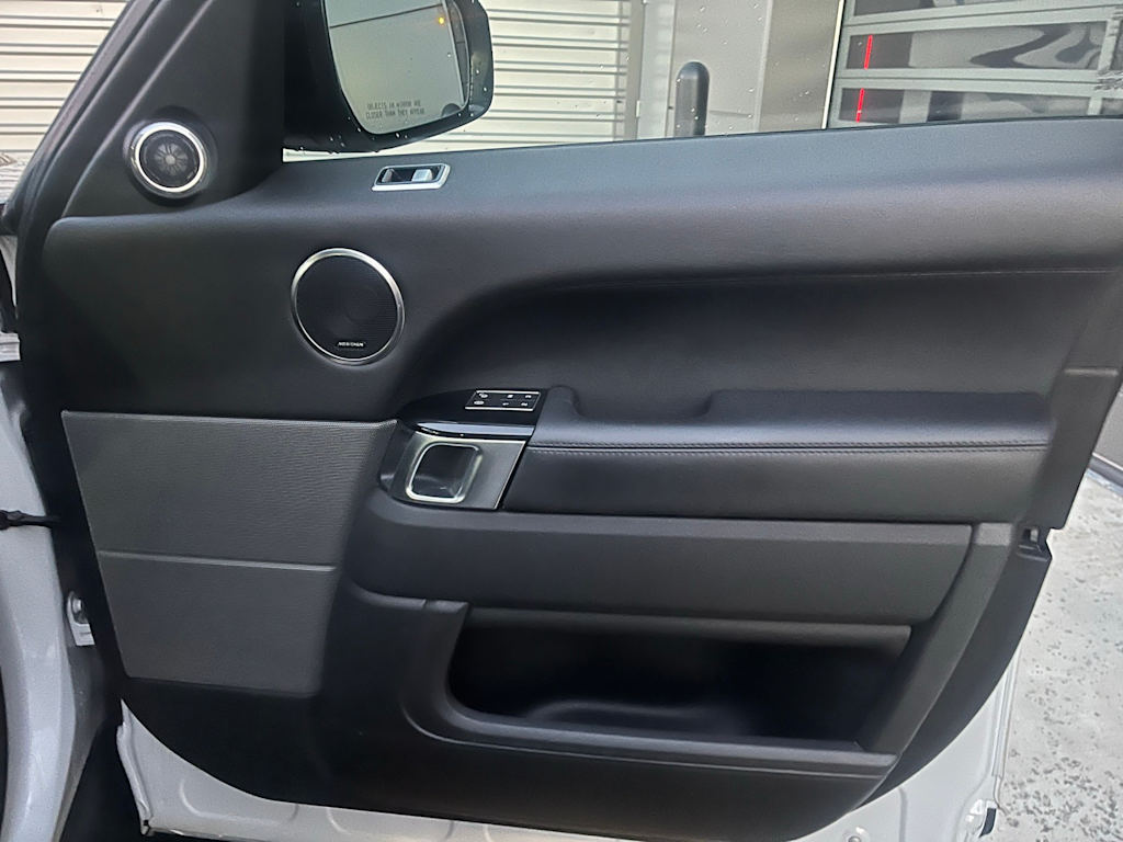 Thumbnail: 2019 Land Rover Range Rover Sport - 20