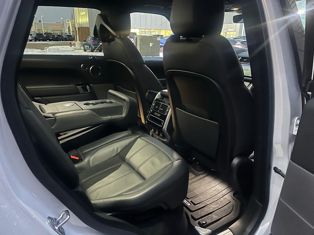 Thumbnail: 2019 Land Rover Range Rover Sport - 9