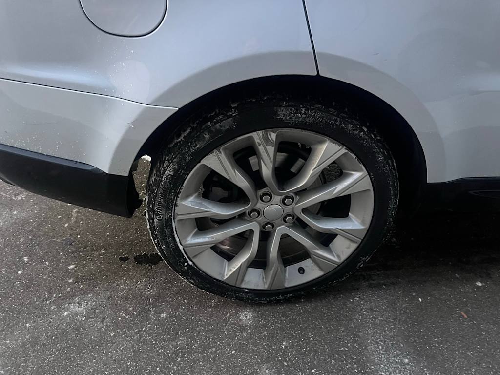 Thumbnail: 2019 Land Rover Range Rover Sport - 18