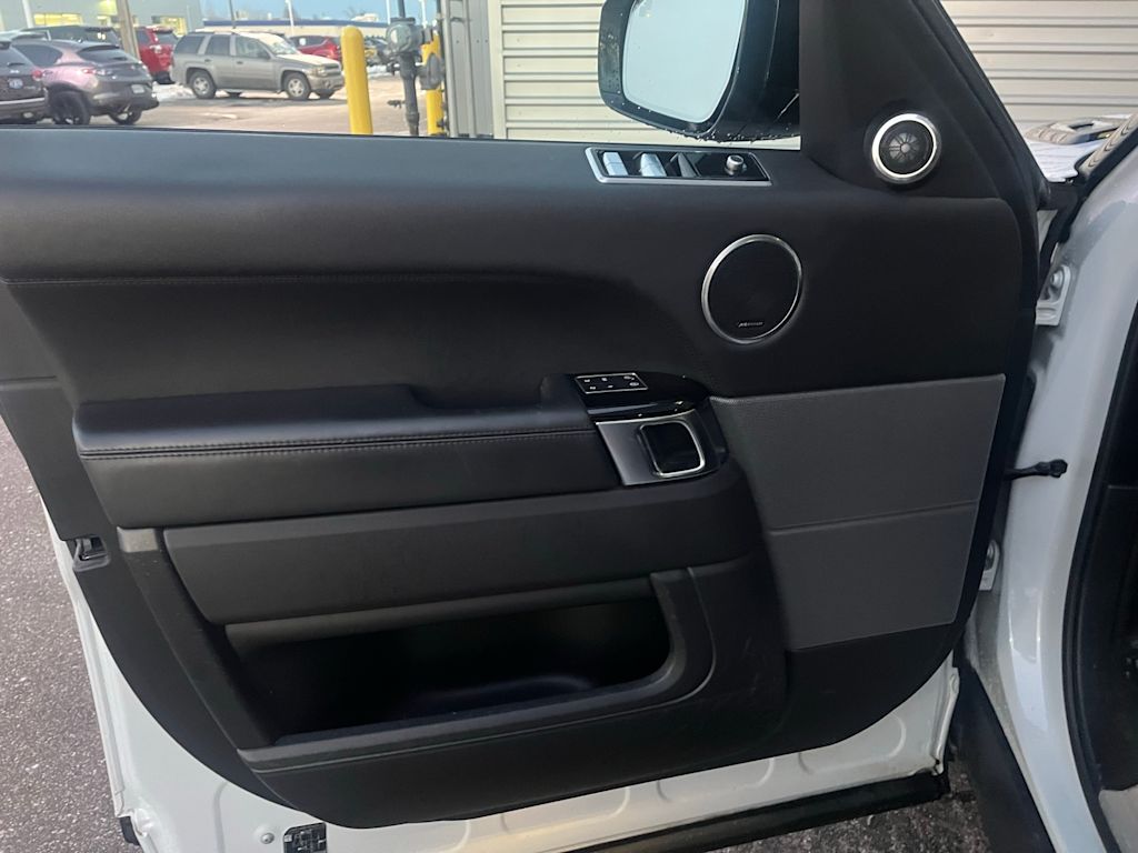 Thumbnail: 2019 Land Rover Range Rover Sport - 24