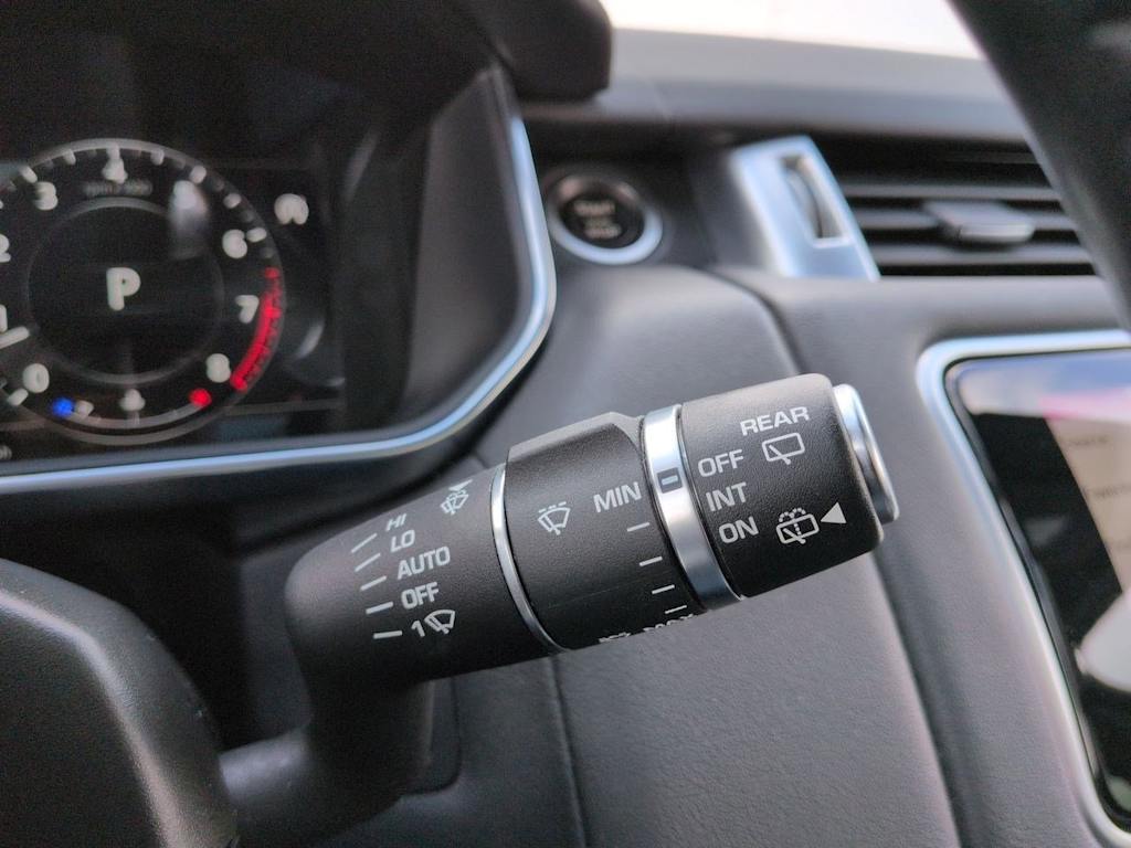 Thumbnail: 2019 Land Rover Range Rover Sport - 16