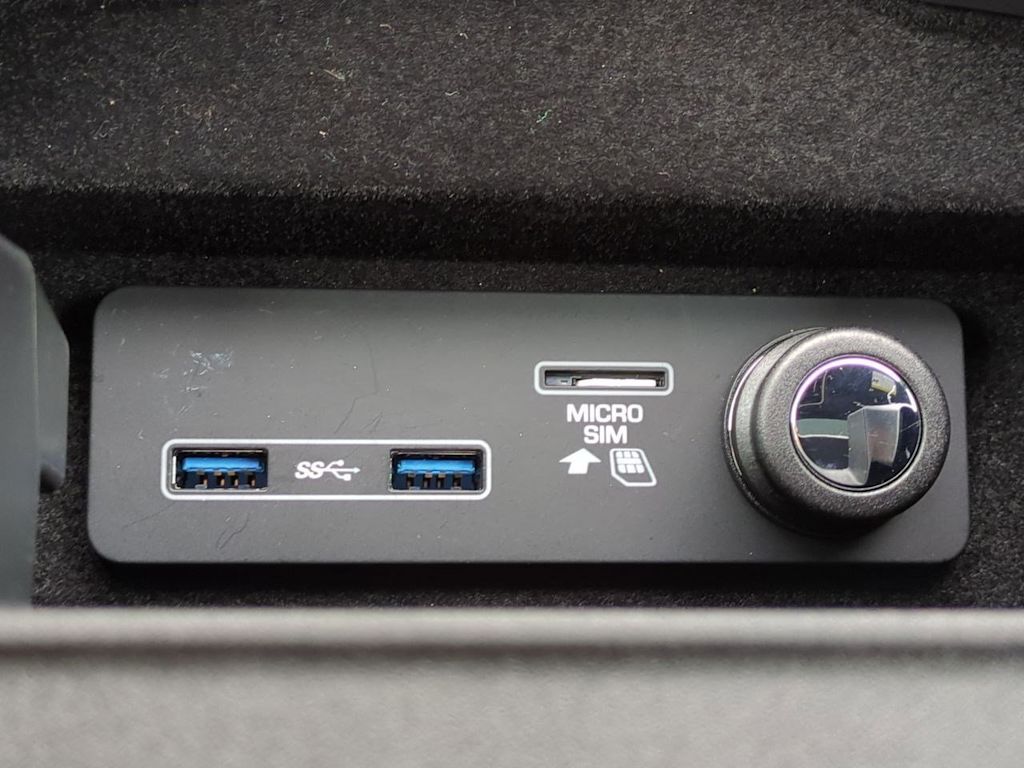 Thumbnail: 2020 Land Rover Range Rover Sport - 37