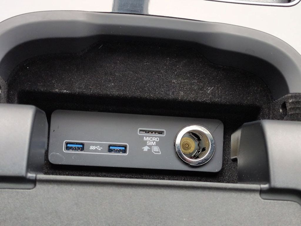 Thumbnail: 2021 Land Rover Range Rover Sport - 37