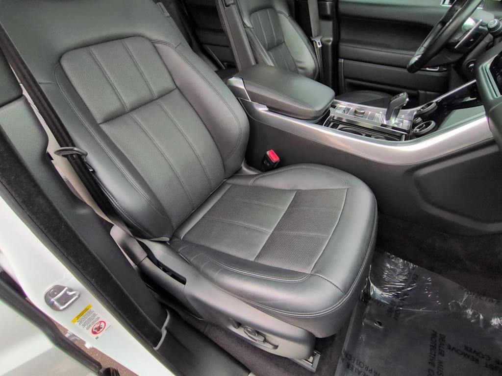 Thumbnail: 2021 Land Rover Range Rover Sport - 12