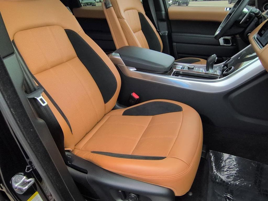 Thumbnail: 2021 Land Rover Range Rover Sport - 11