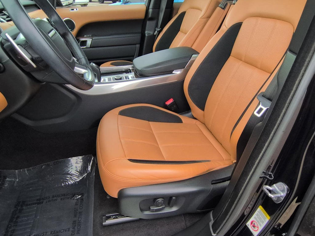 Thumbnail: 2021 Land Rover Range Rover Sport - 10