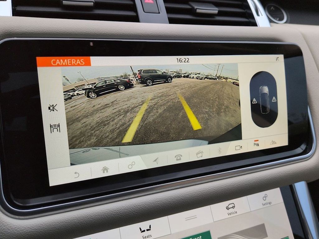 Thumbnail: 2022 Land Rover Range Rover Sport - 36