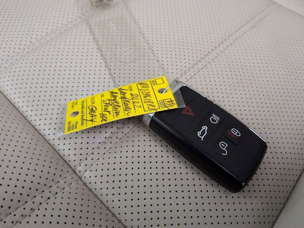 Thumbnail: 2022 Land Rover Range Rover Sport - 20