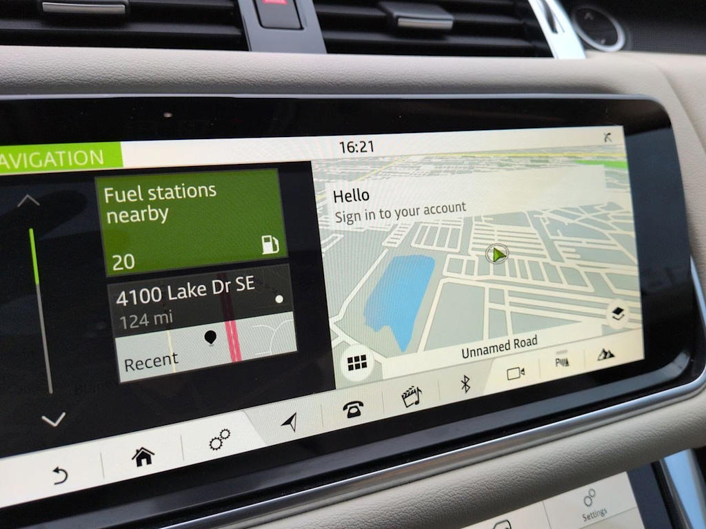 Thumbnail: 2022 Land Rover Range Rover Sport - 16