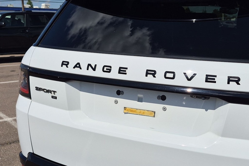 Thumbnail: 2021 Land Rover Range Rover Sport - 25