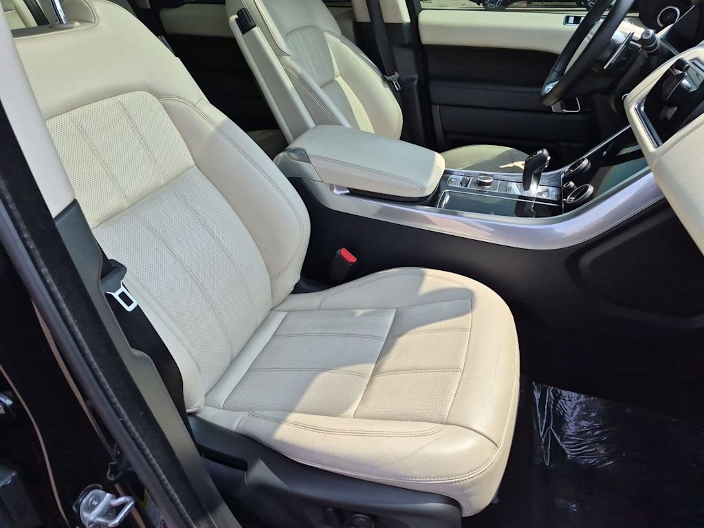 Thumbnail: 2022 Land Rover Range Rover Sport - 12