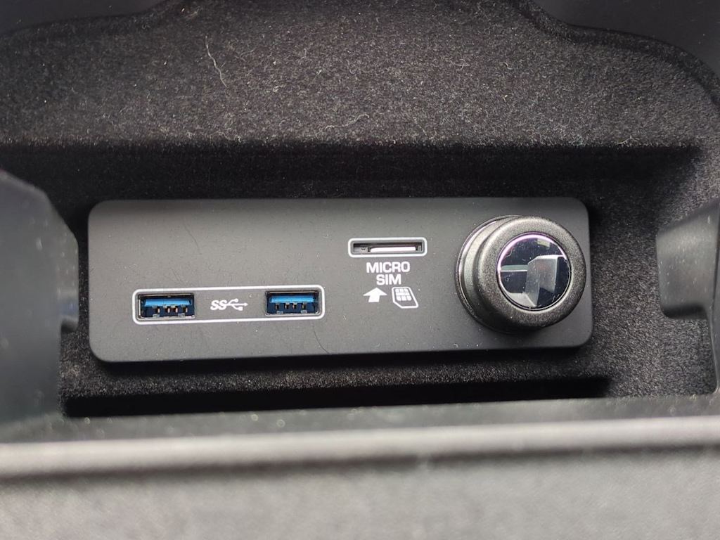 Thumbnail: 2021 Land Rover Range Rover Sport - 36