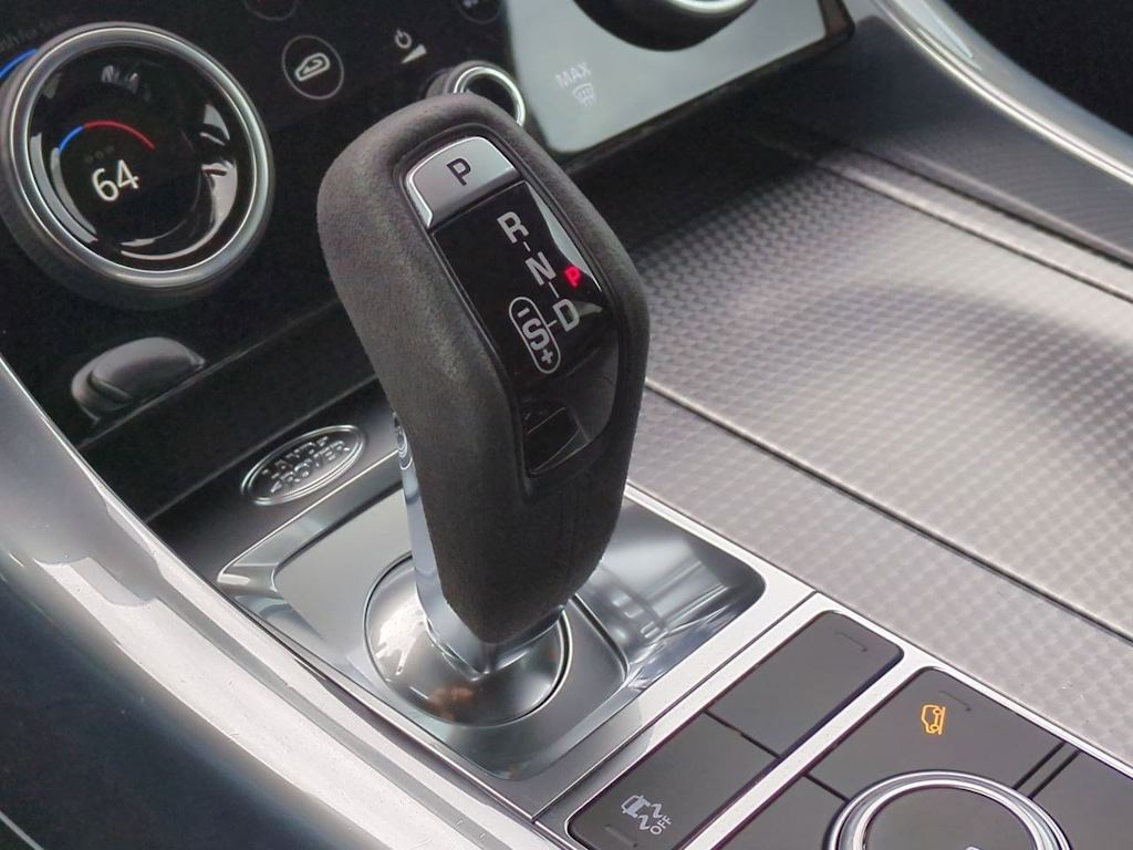 Thumbnail: 2021 Land Rover Range Rover Sport - 16