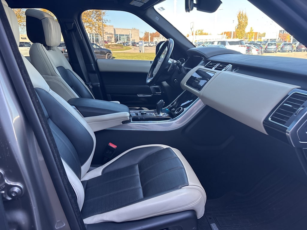 Thumbnail: 2021 Land Rover Range Rover Sport - 9