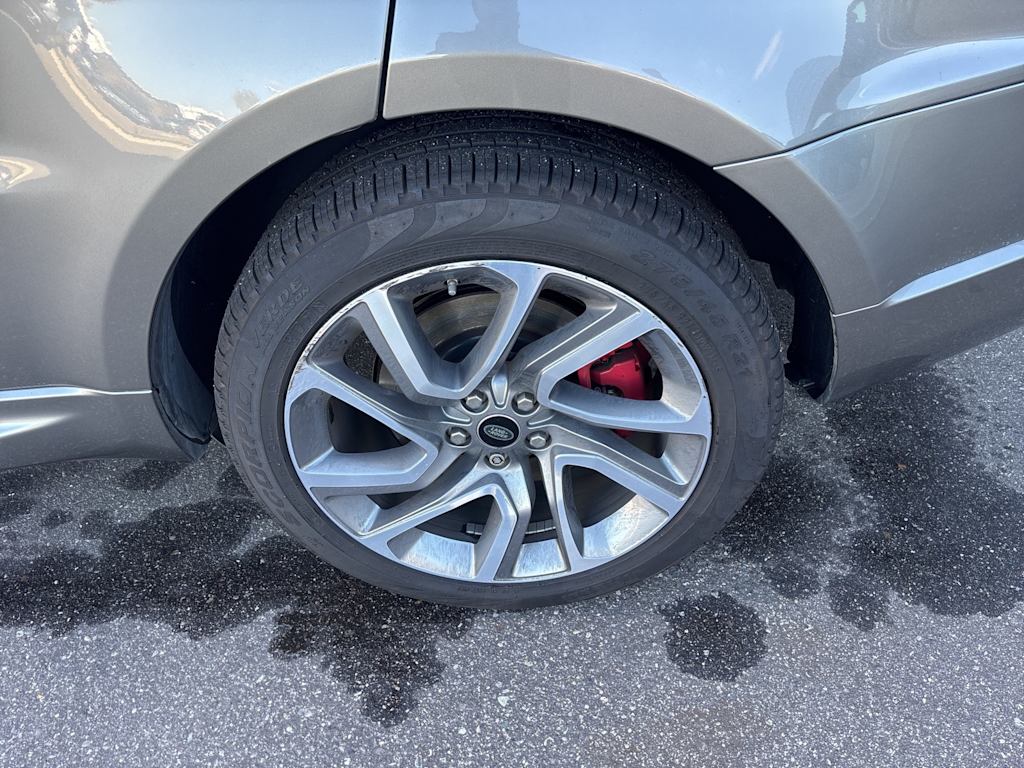 Thumbnail: 2021 Land Rover Range Rover Sport - 20