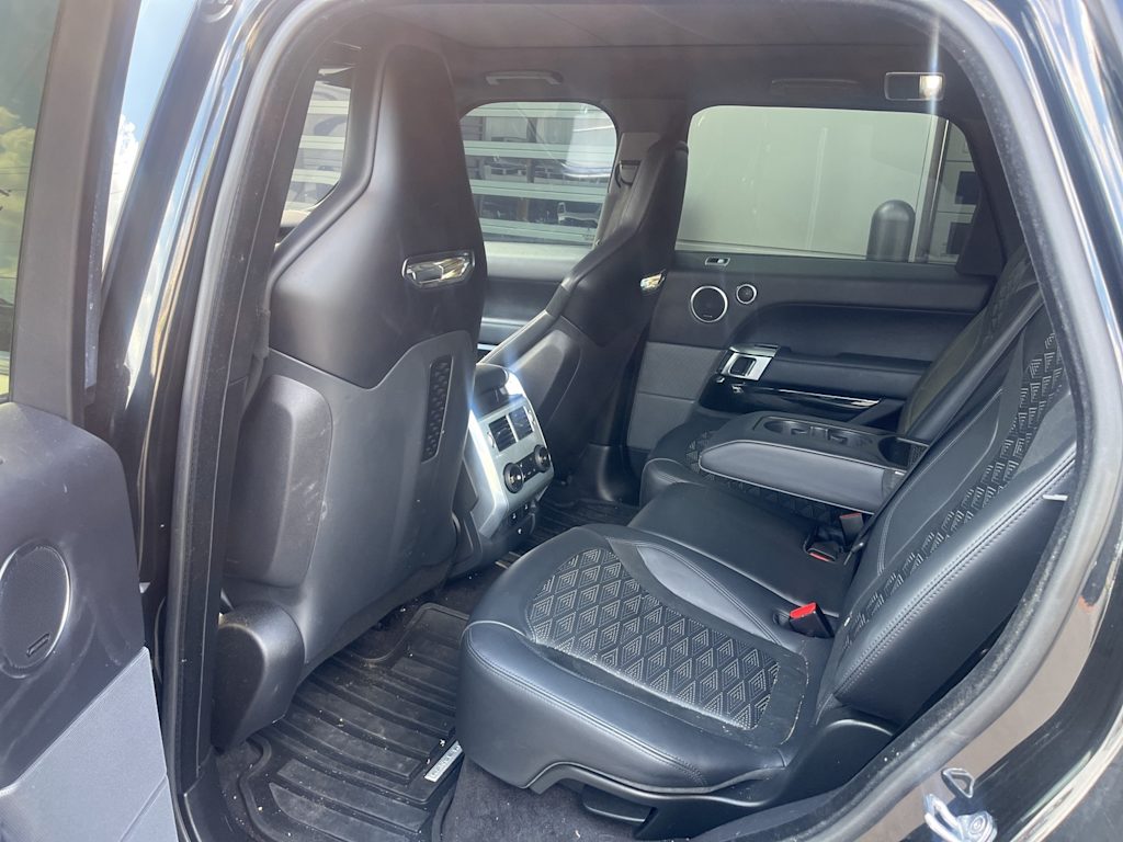 Thumbnail: 2020 Land Rover Range Rover Sport - 12
