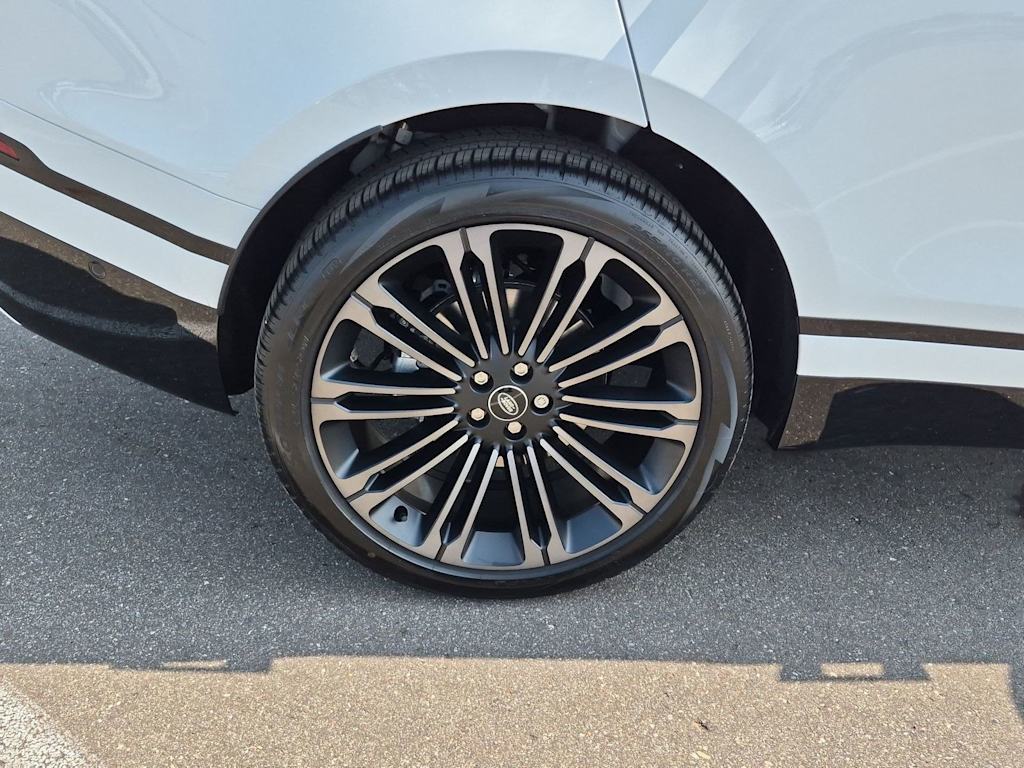 Thumbnail: 2026 Land Rover Range Rover Velar - 8