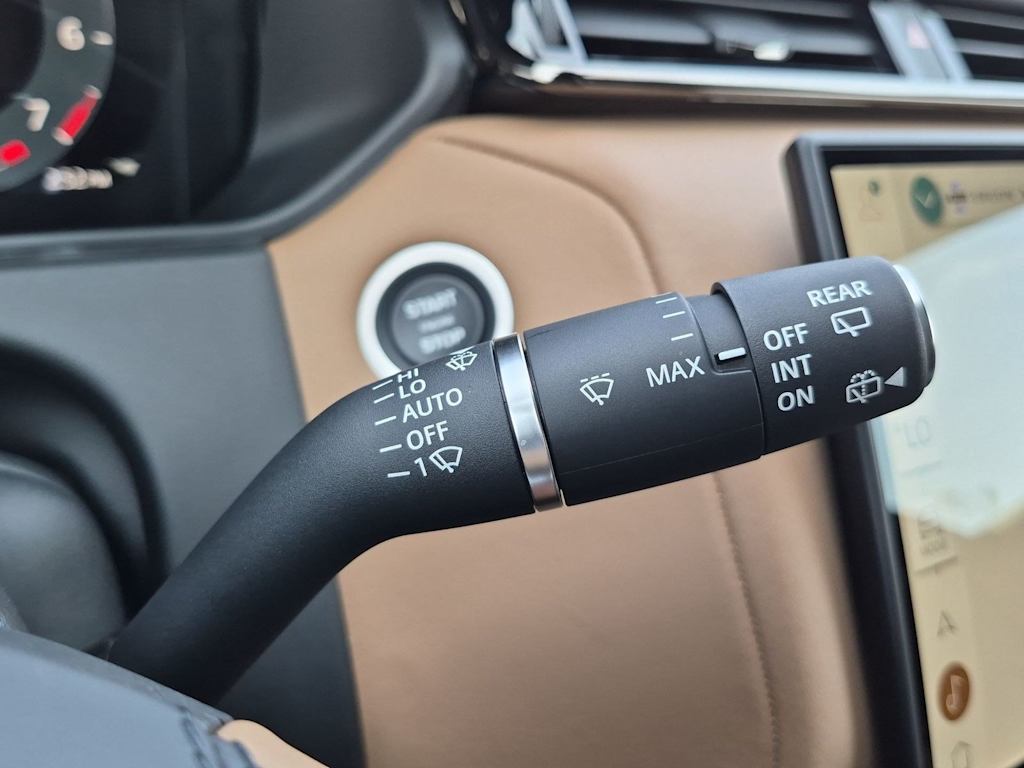 Thumbnail: 2026 Land Rover Range Rover Velar - 29