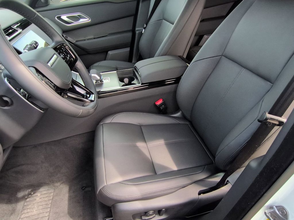 Thumbnail: 2026 Land Rover Range Rover Velar - 10