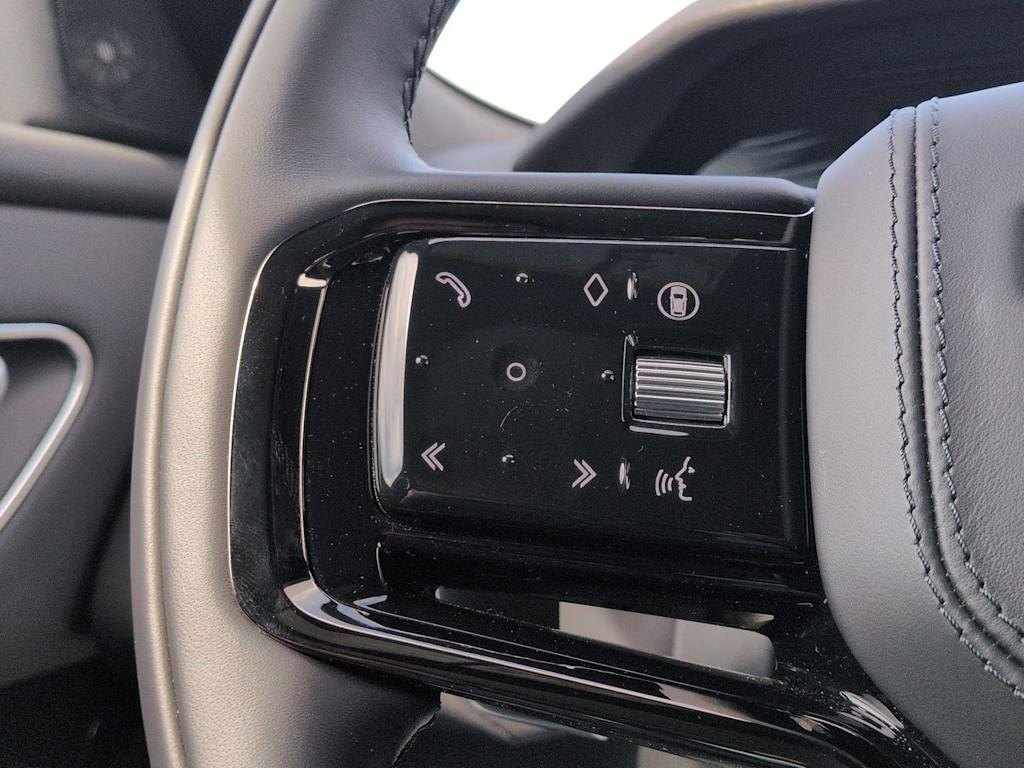 Thumbnail: 2026 Land Rover Range Rover Velar - 29