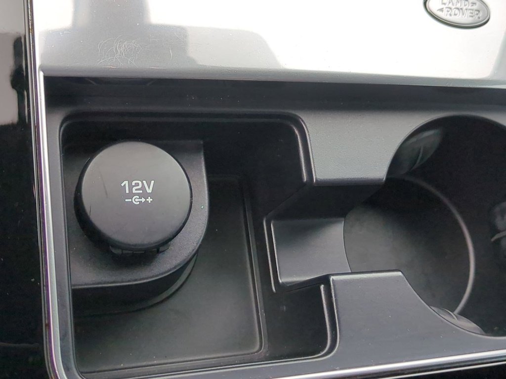 Thumbnail: 2020 Land Rover Range Rover Velar - 33